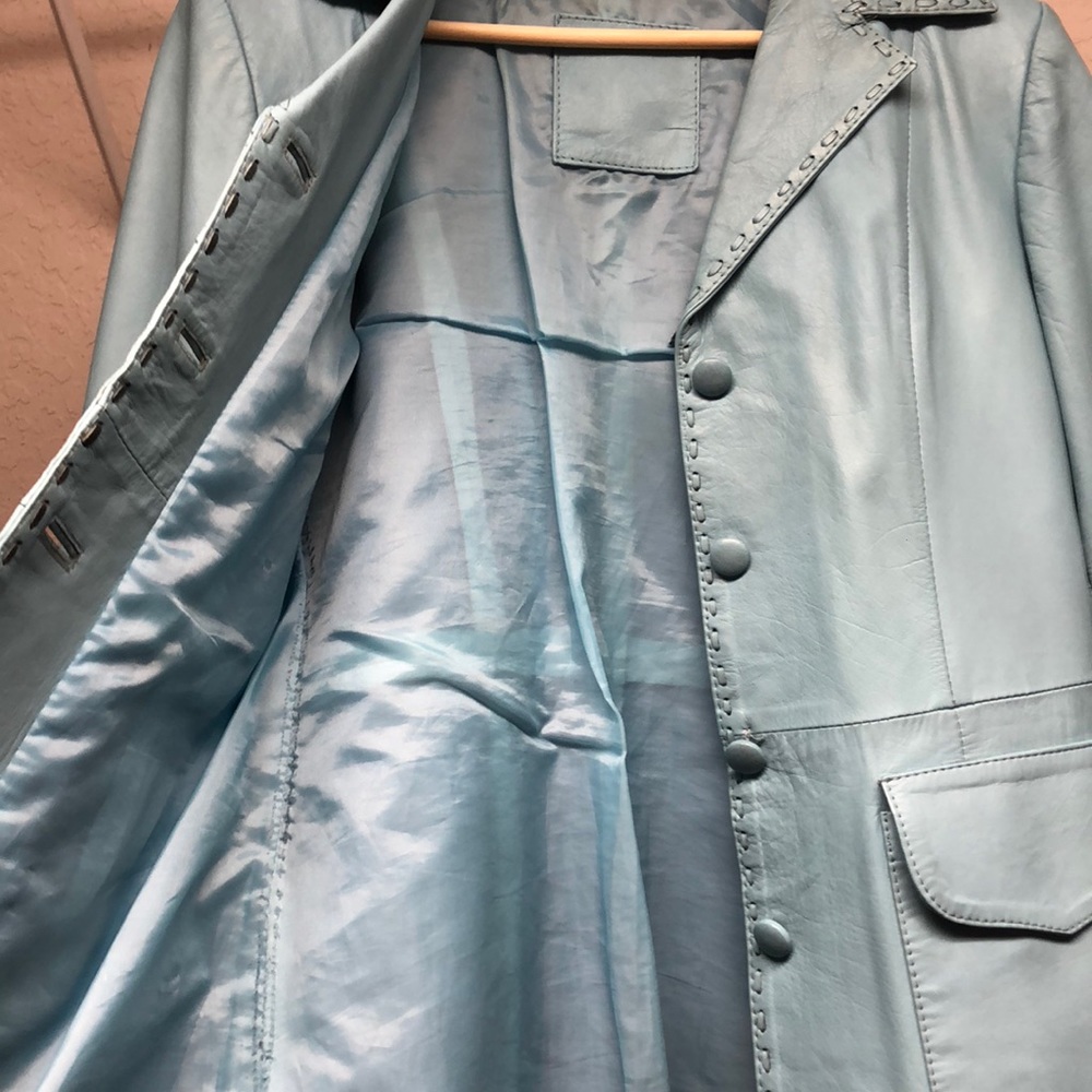 Leather jacket. - Picture 3 of 6